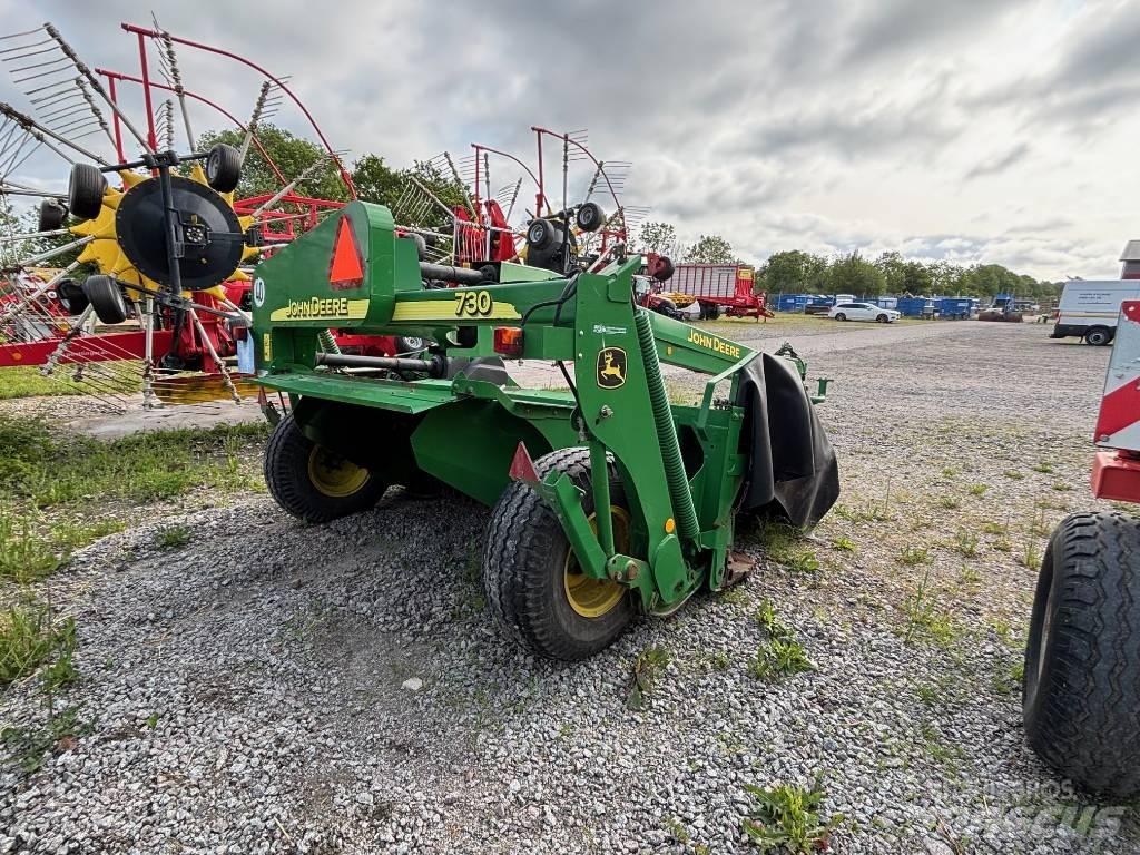 John Deere 730 Косилки-формувачі