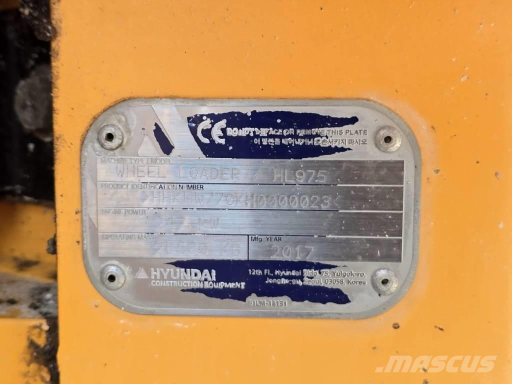 Hyundai HL 975 Фронтальні навантажувачі