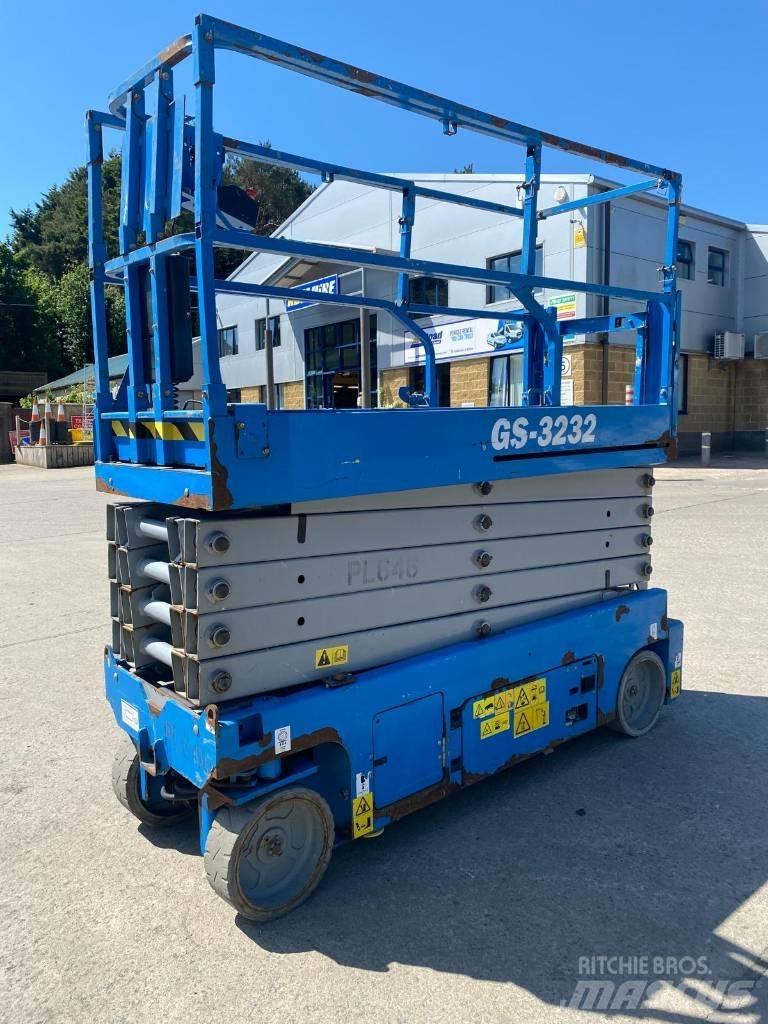 Genie GS 3232 Підйомники-ножиці