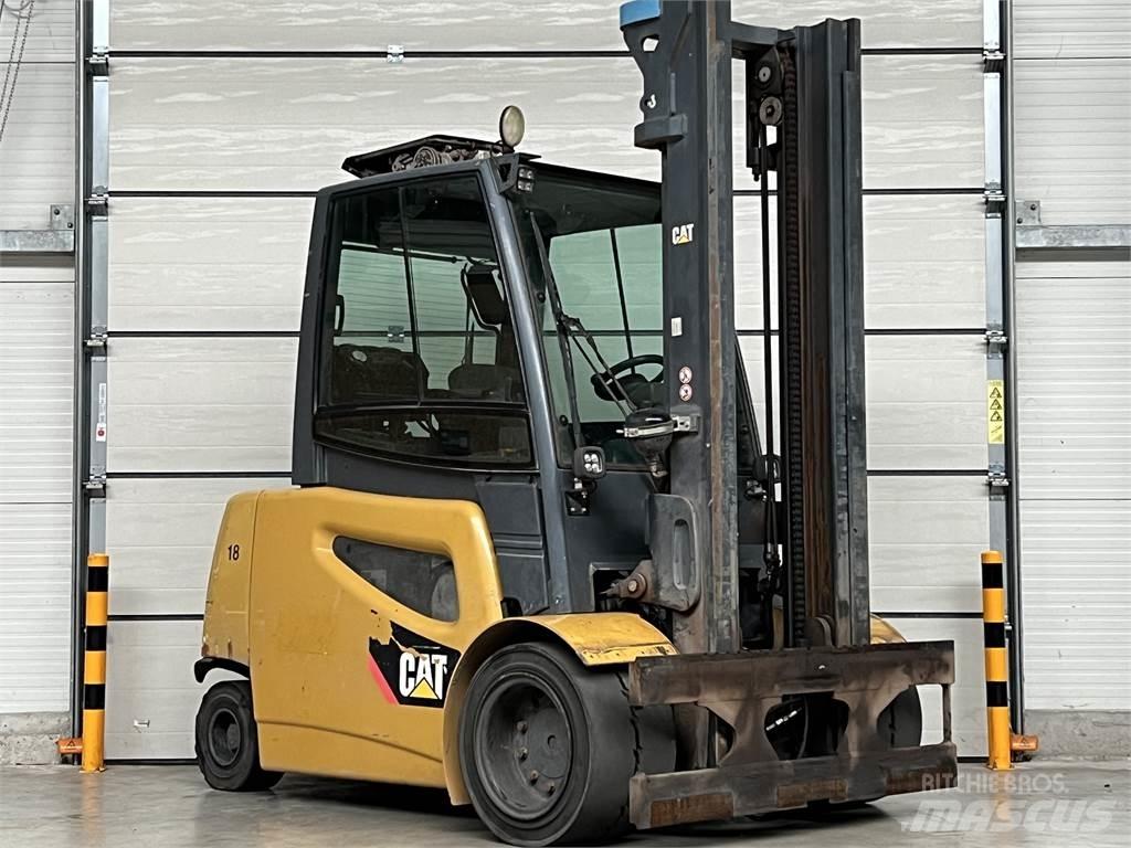 CAT erpillar EP40 Електронавантажувачі