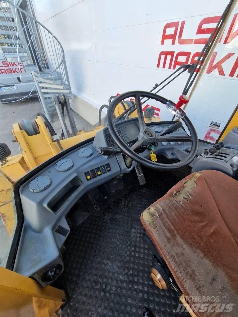 Volvo L50B Фронтальні навантажувачі