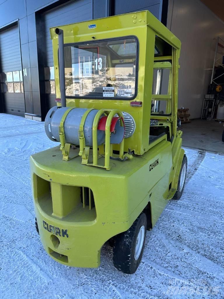 Clark C500Y-55 Газові навантажувачі