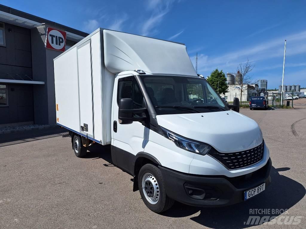 Iveco Daily Панельні фургони