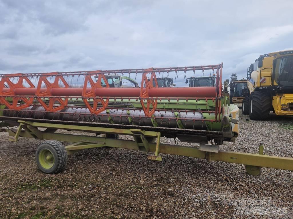 CLAAS Lexion 660 Зернозбиральні комбайни