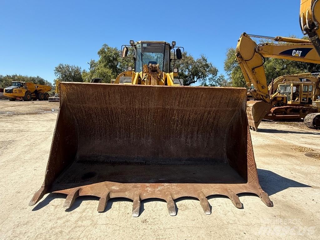 CAT 970 F Фронтальні навантажувачі