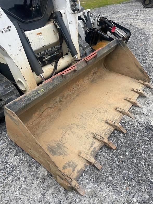 Bobcat T870 Міні-навантажувачі