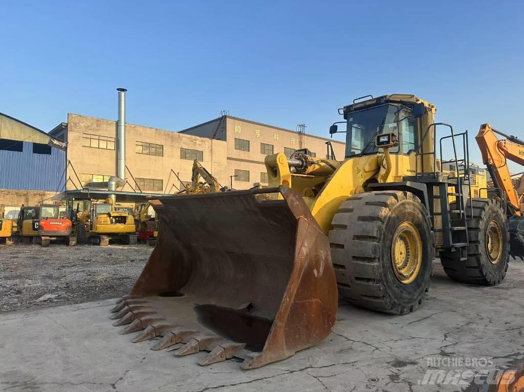 Komatsu WA 600 Фронтальні навантажувачі