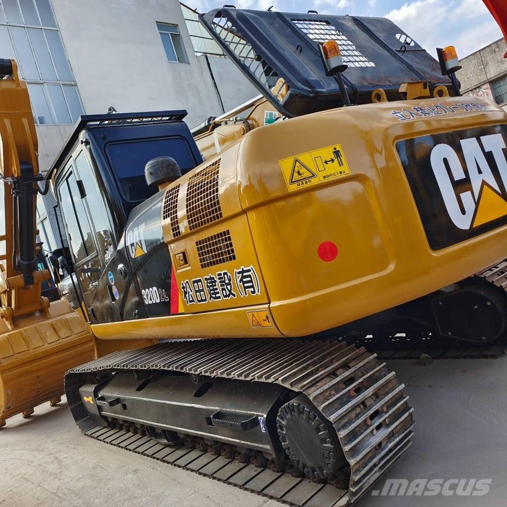 CAT 320 D2L Гусеничні екскаватори