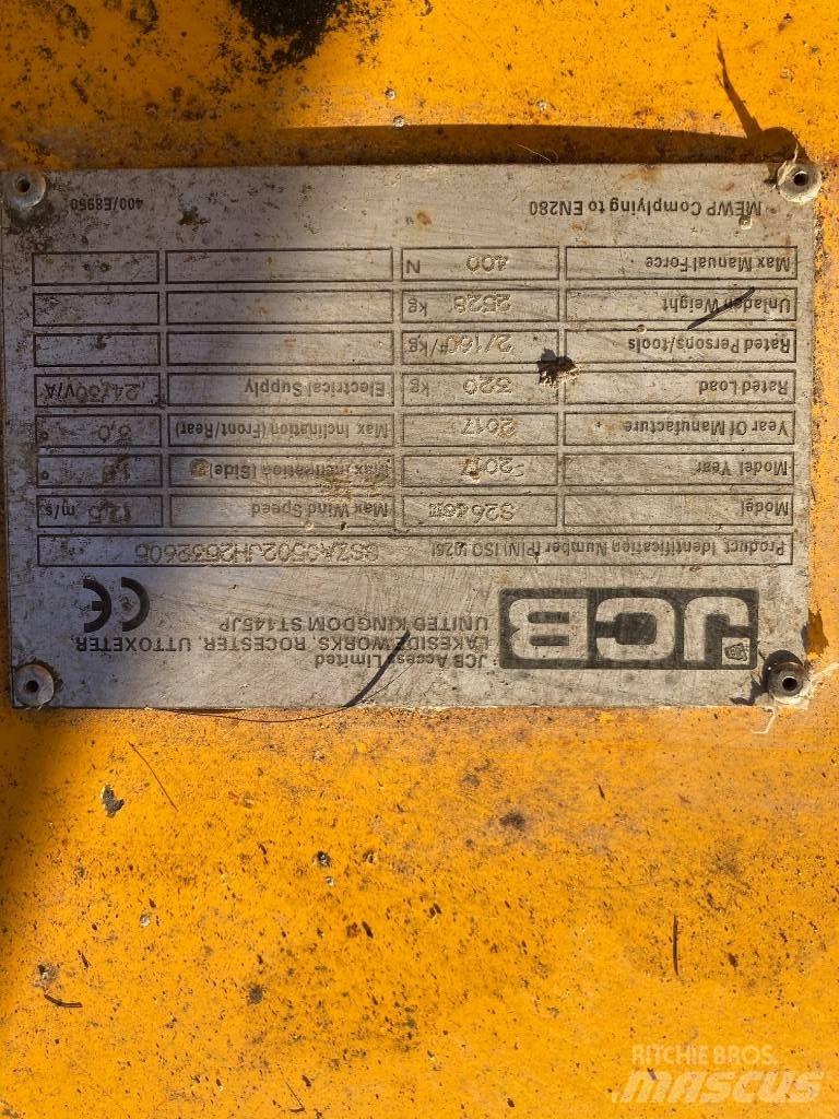 JCB S 2646 E Підйомники-ножиці