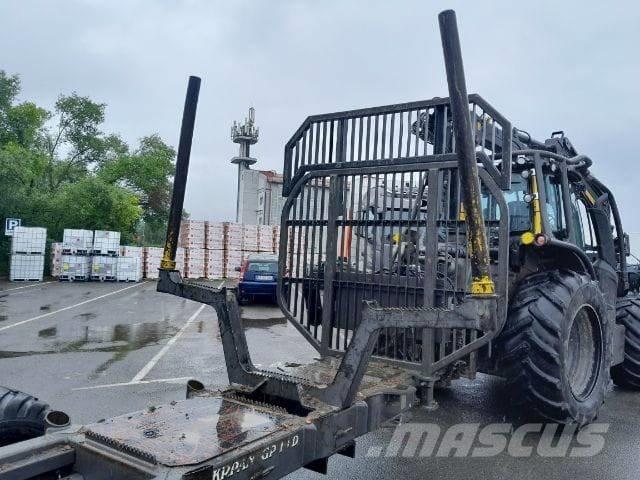 Valtra N153 Лісогосподарські трактори