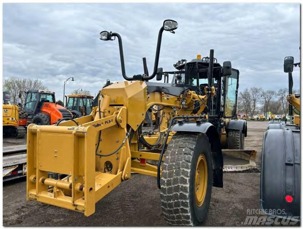CAT 12 M 3 Грейдери