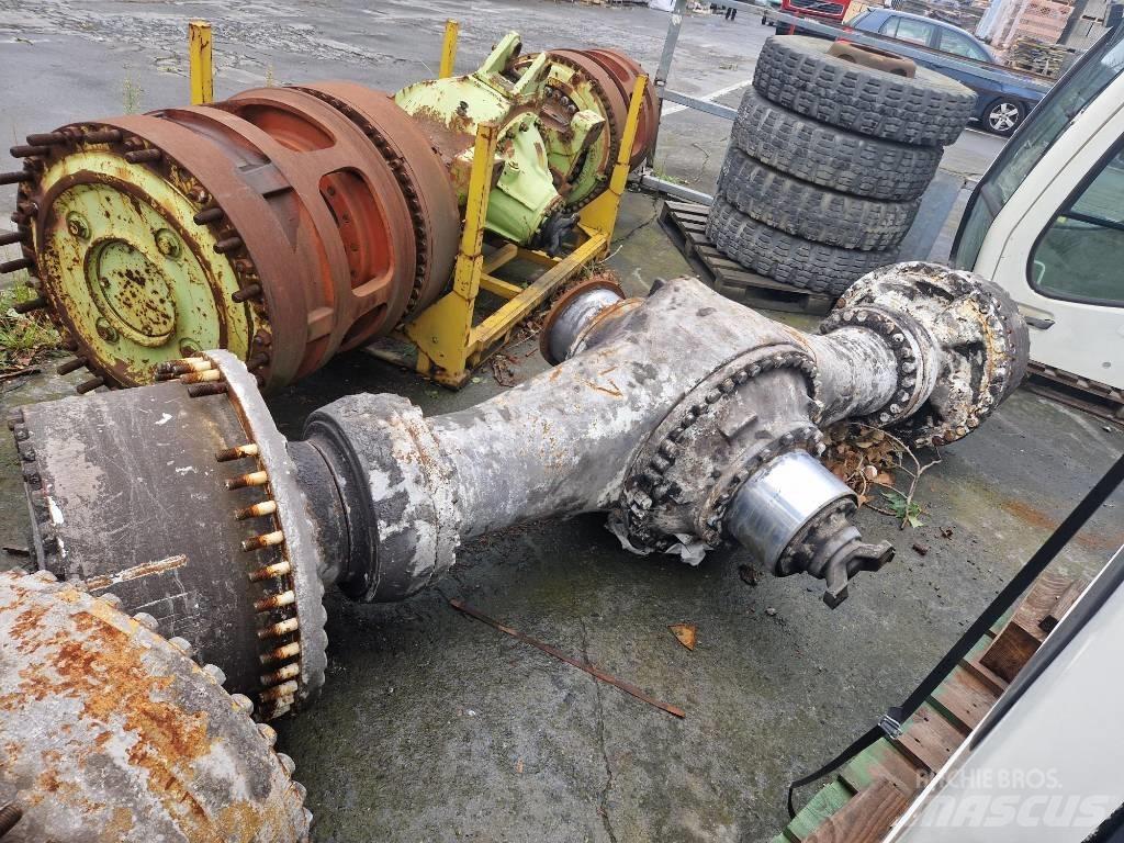 CAT 988 F II Осі