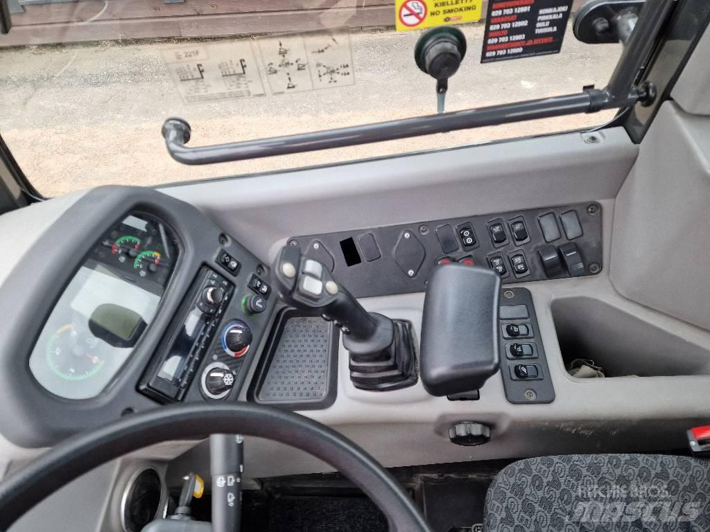 CASE 221 F Фронтальні навантажувачі