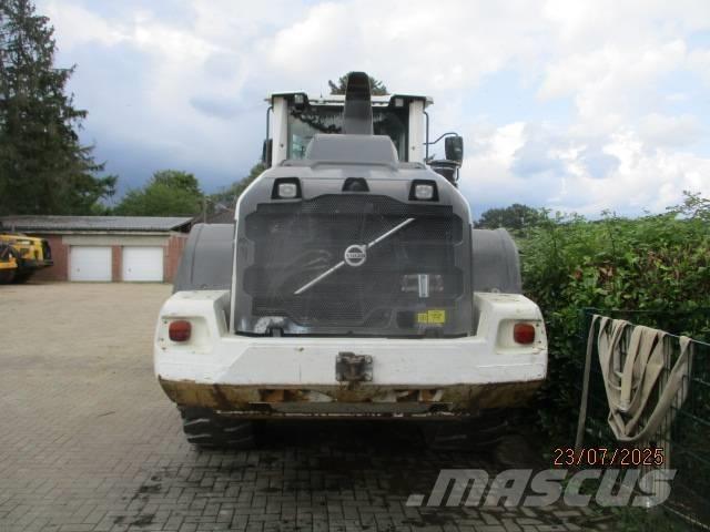 Volvo L 120 H Фронтальні навантажувачі