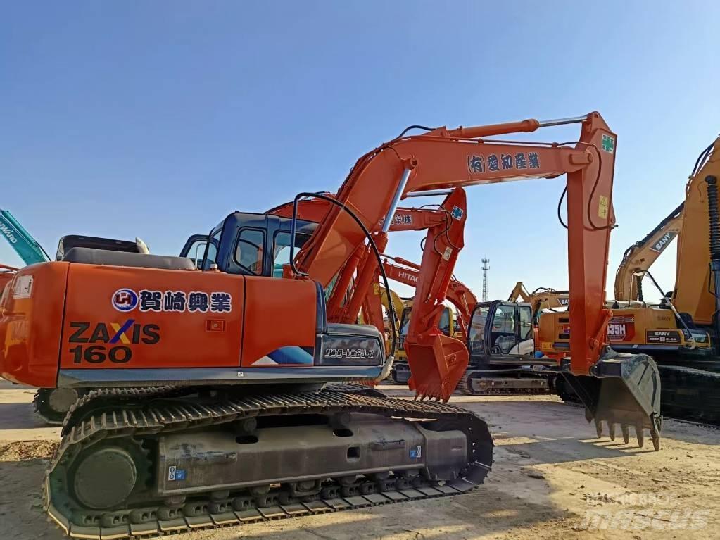 Hitachi ZX160 Гусеничні екскаватори