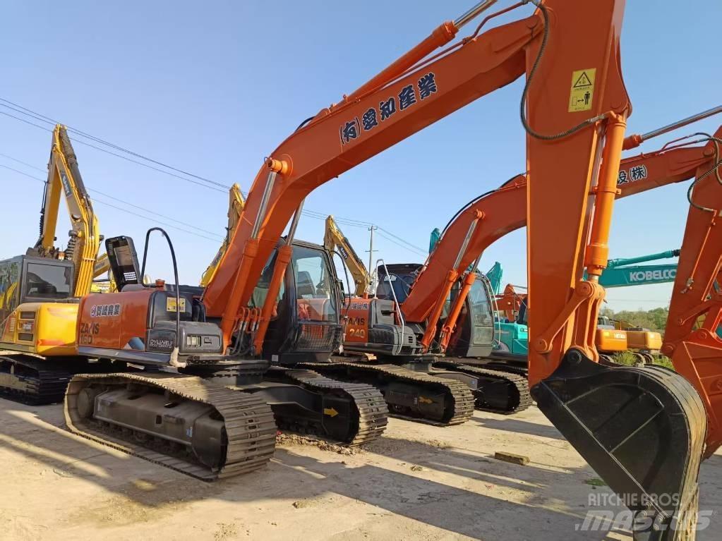 Hitachi ZX160 Гусеничні екскаватори