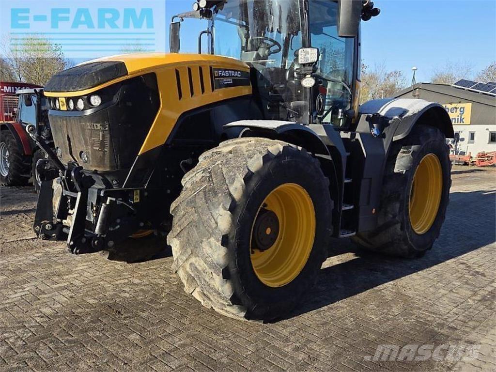 JCB fastrac 8330 Трактори