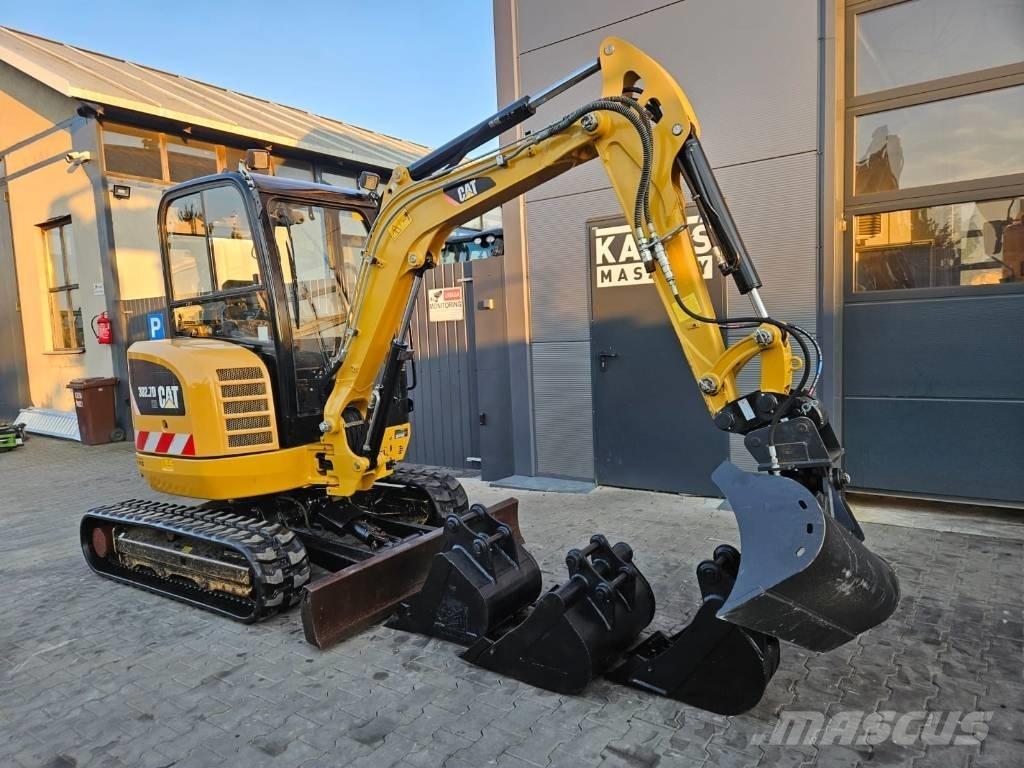 CAT 302.7 D CR Міні-екскаватори < 7т