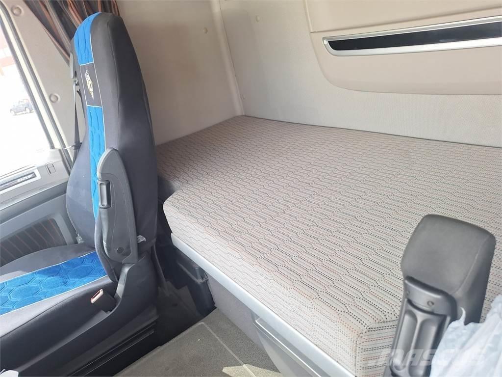 DAF XF 480 FT Тягачі