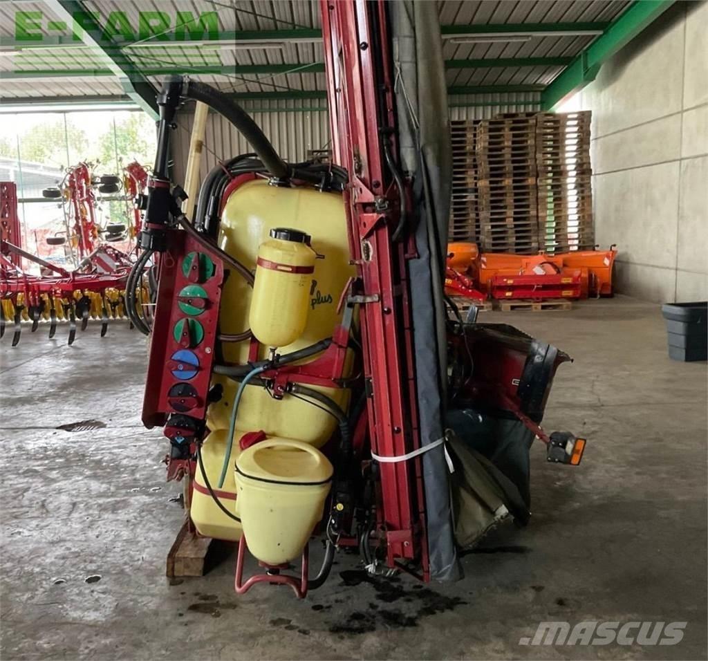 Hardi Master 1200 Причіпні обприскувачі