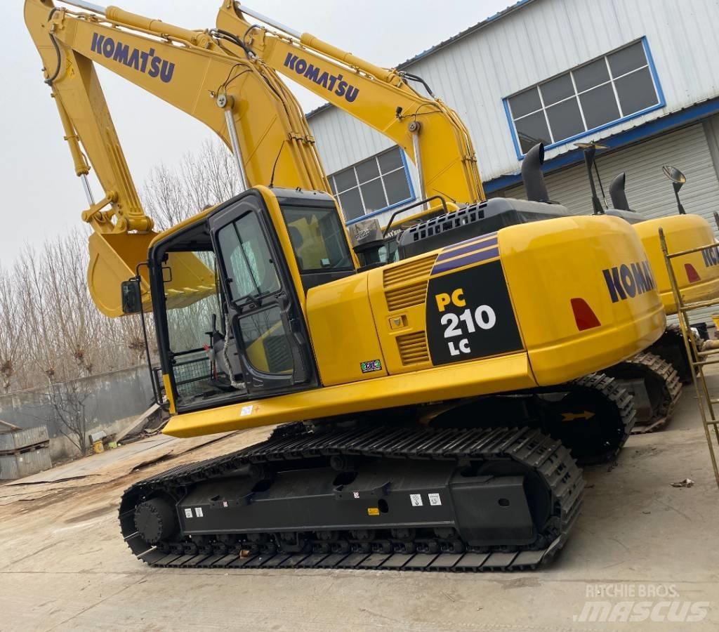 Komatsu PC210LC-8M0 Гусеничні екскаватори