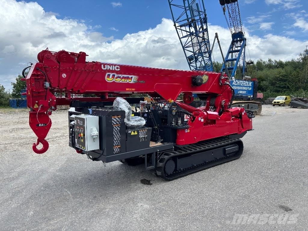 Unic URW 806 автокрани всюдиходи