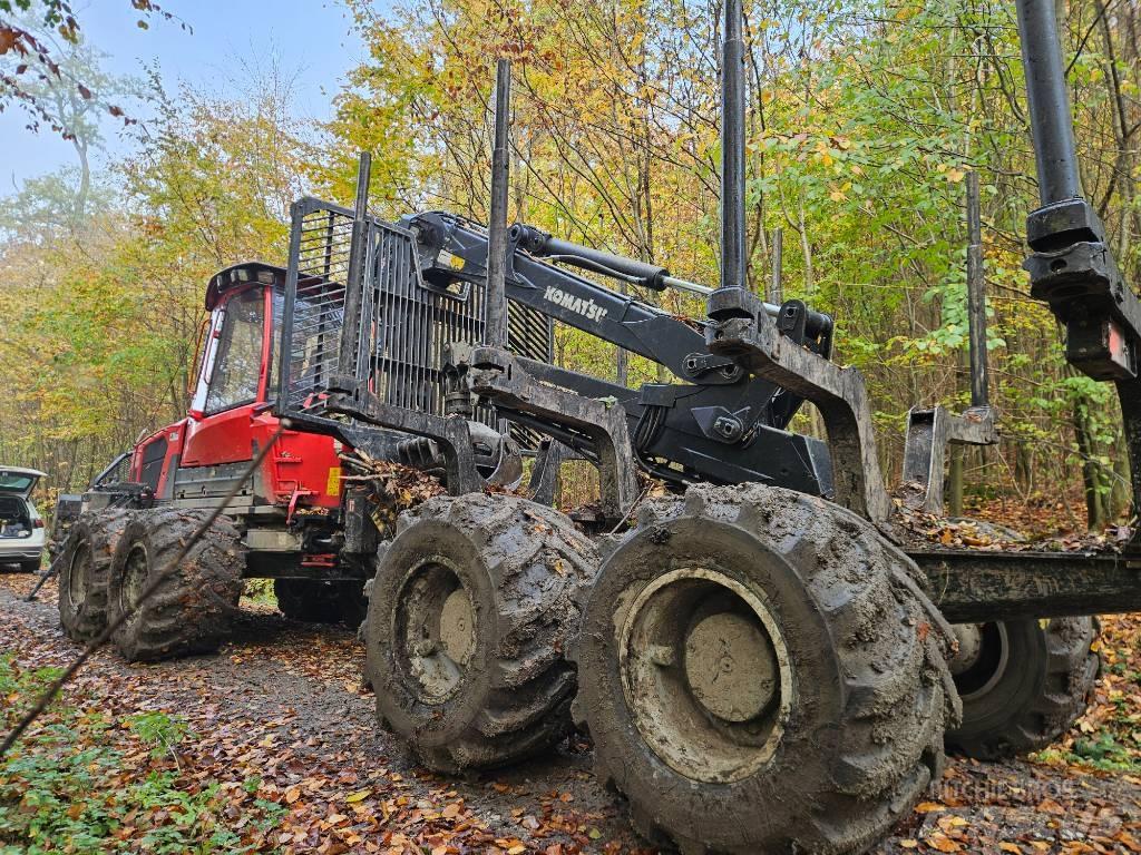 Komatsu 875 Форвардери