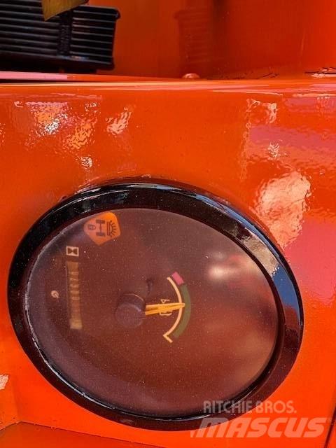 JLG 1055 Телескопічні навантажувачі
