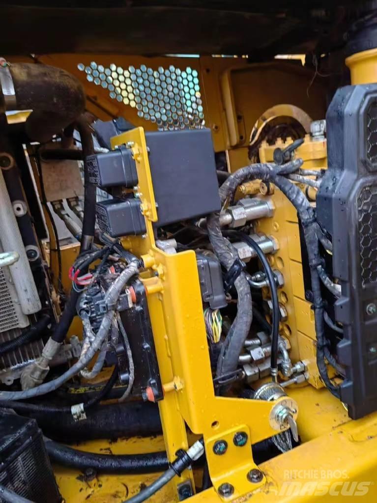 CAT 307.5 Міні-екскаватори < 7т
