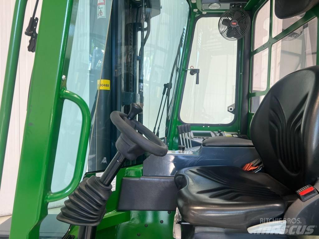 Combilift C4000ET Чотириходові річ-траки