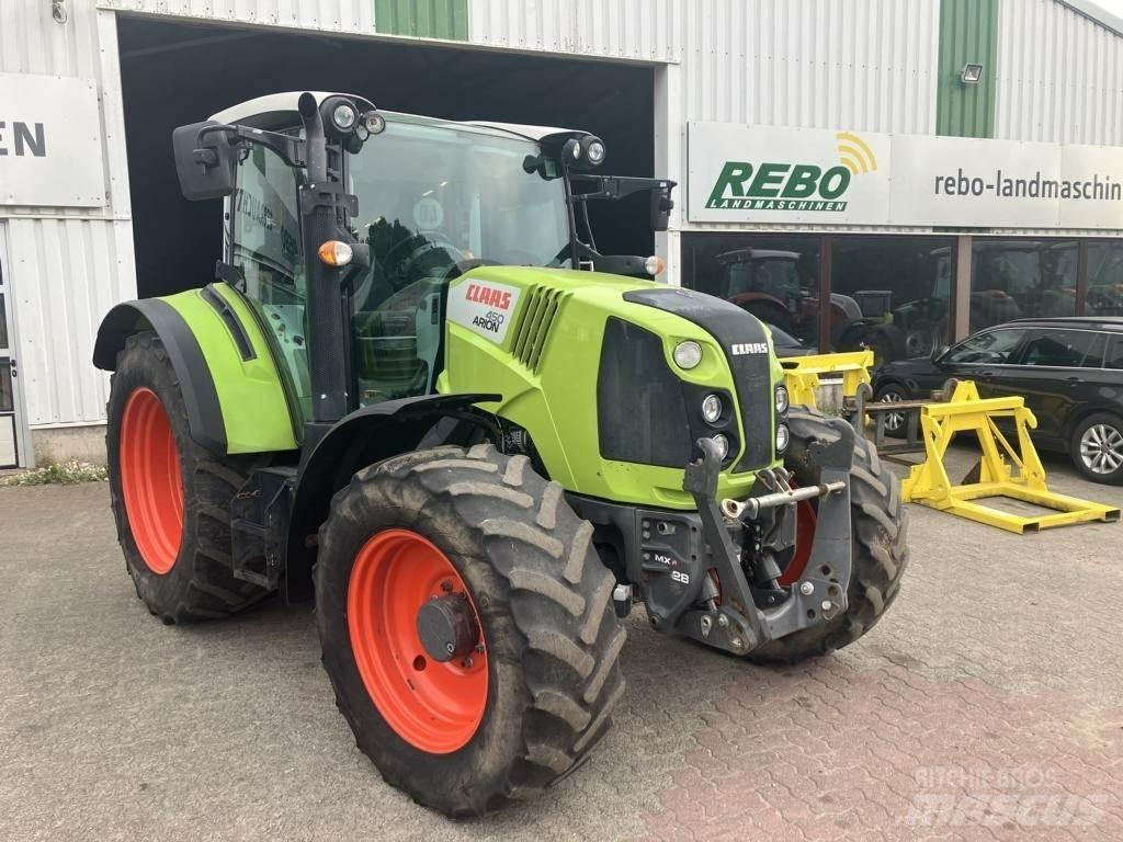 CLAAS ARION 450 Трактори