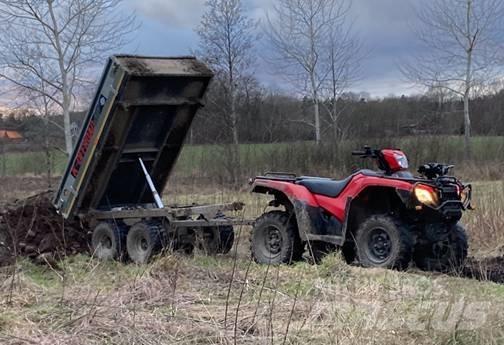  K Vagnen Offroad Самосвальні причепи