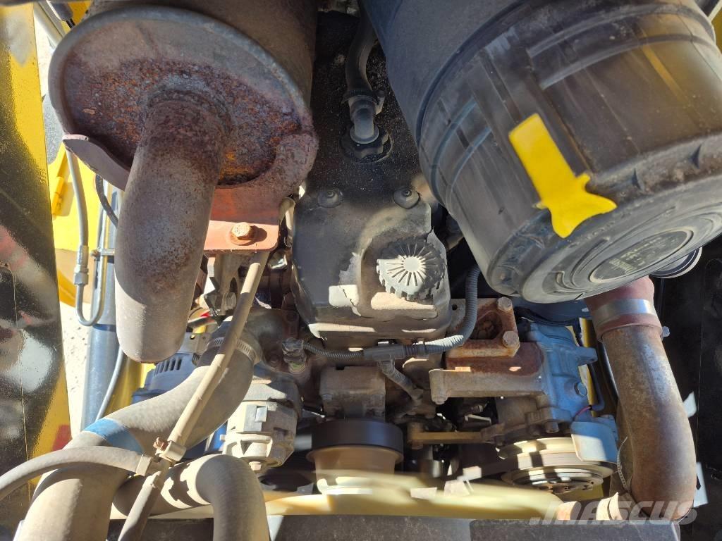 New Holland B 95 B Екскаватори-навантажувачі