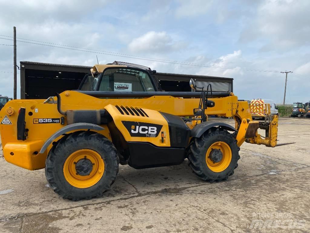JCB 535-140 Телескопічні навантажувачі