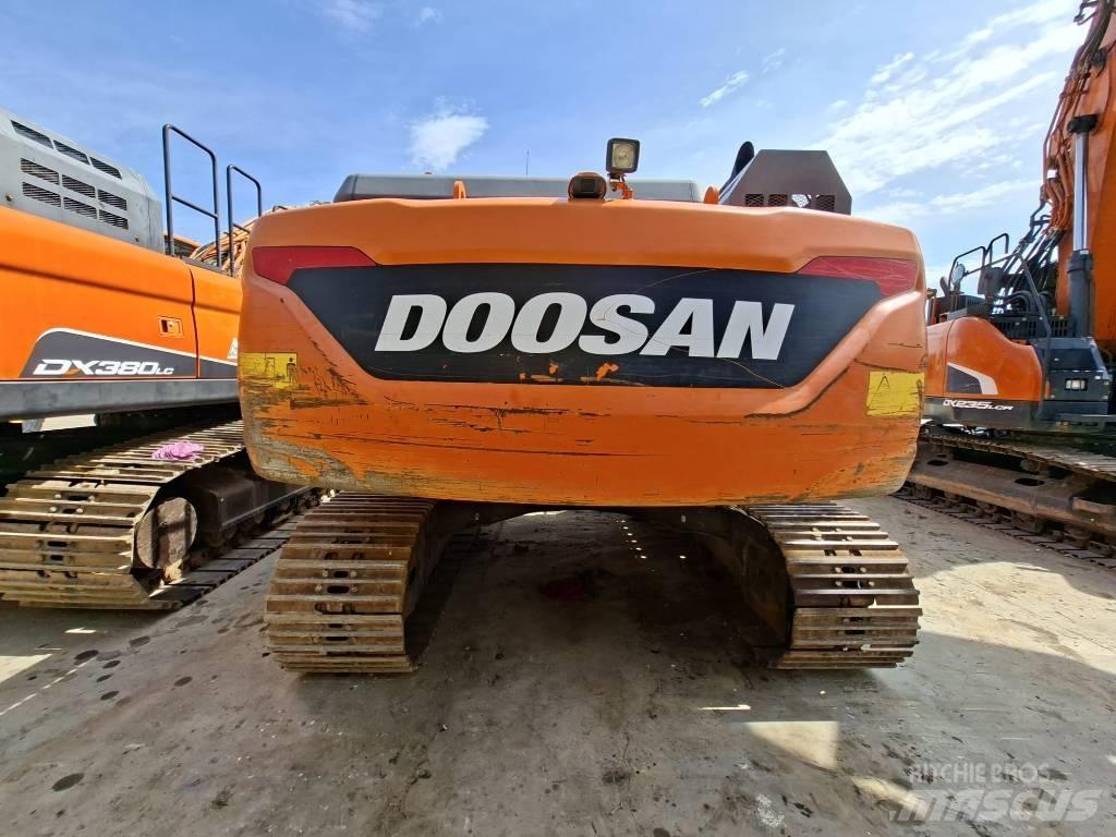 Doosan DX 225 LC-5 Гусеничні екскаватори