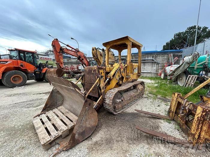 CAT 941B Фронтальні навантажувачі