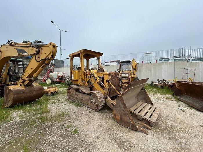 CAT 941B Фронтальні навантажувачі