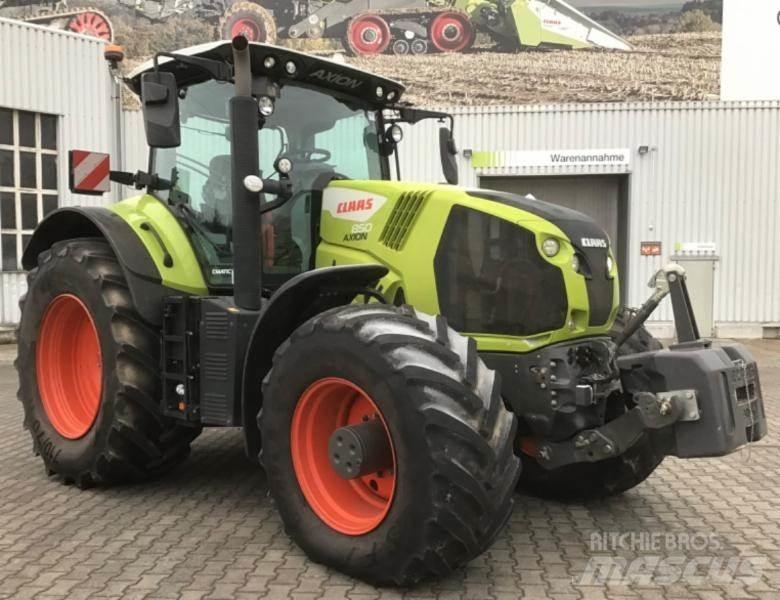CLAAS AXION 850 Трактори