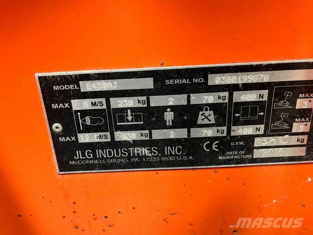 JLG E 450 AJ Колінчаті підйомники