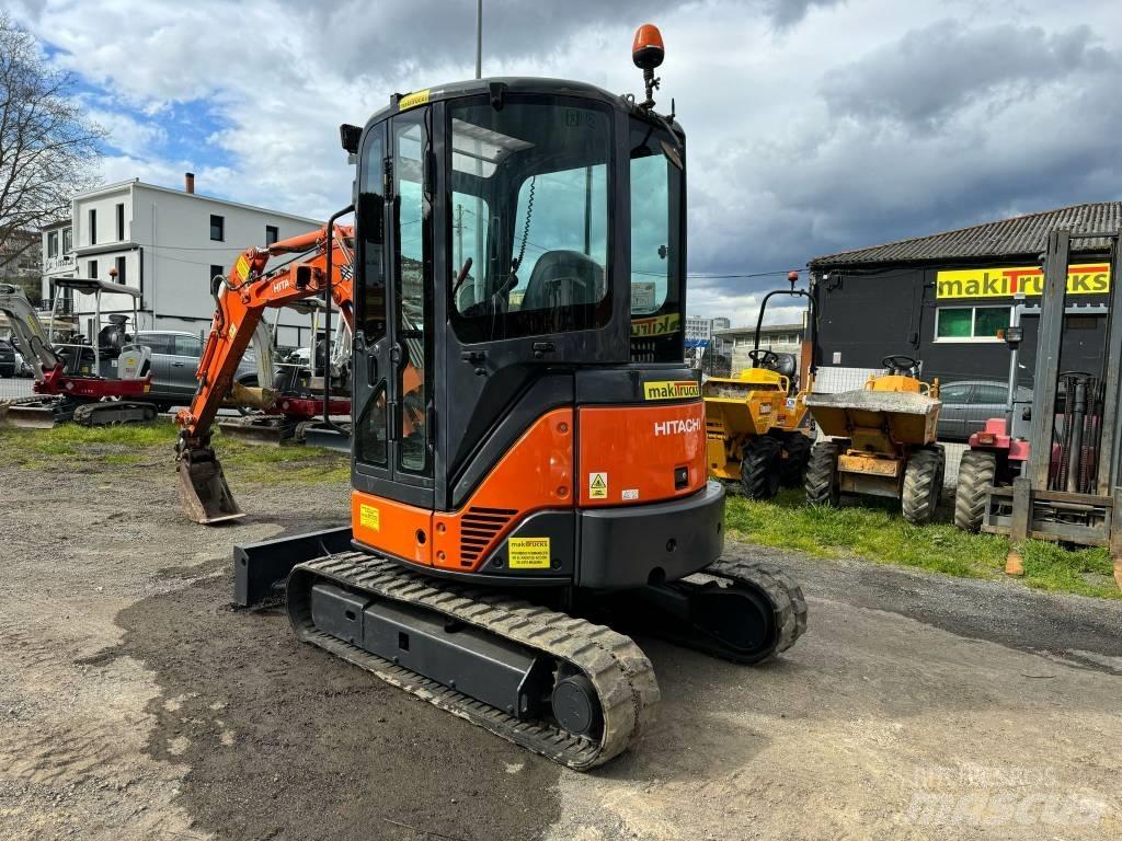 Hitachi ZX 30 U-2 Міні-екскаватори < 7т