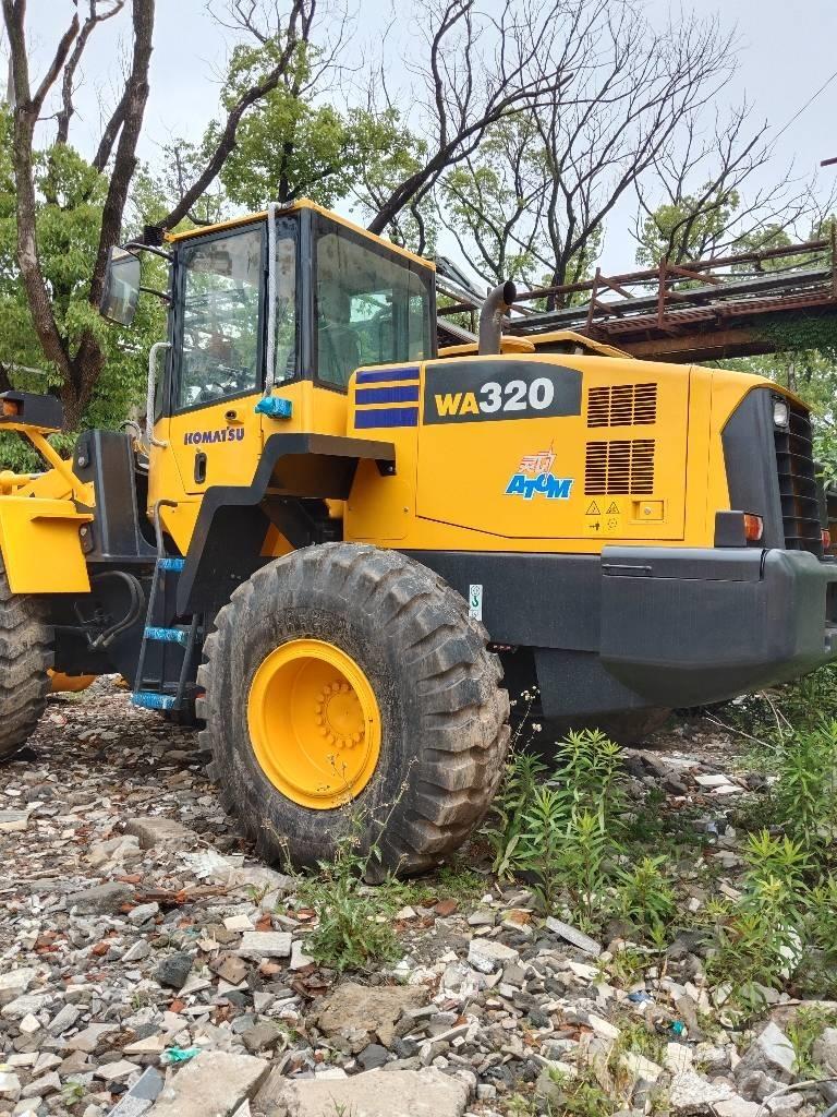 Komatsu WA320-5 Фронтальні навантажувачі