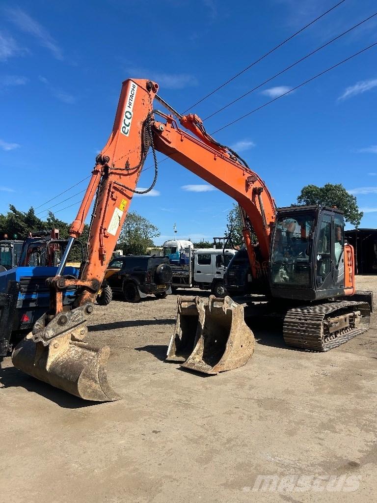 Hitachi ZX 135 US-6 Гусеничні екскаватори