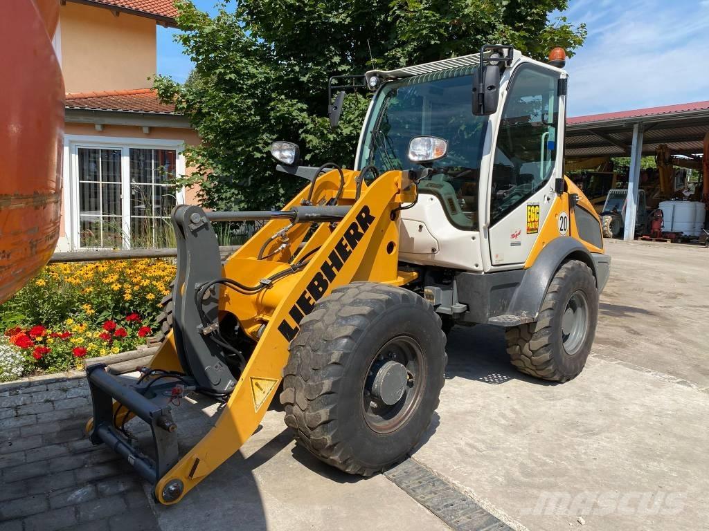 Liebherr L 506 Фронтальні навантажувачі