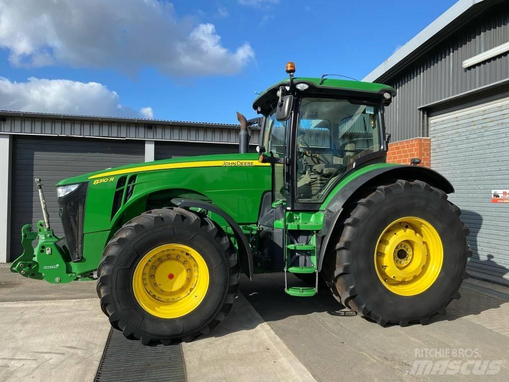 John Deere 8310 R Трактори