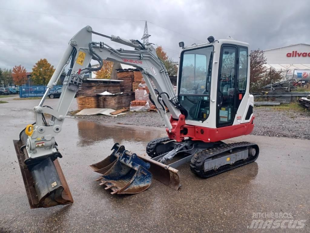 Takeuchi TB 225 Міні-екскаватори < 7т