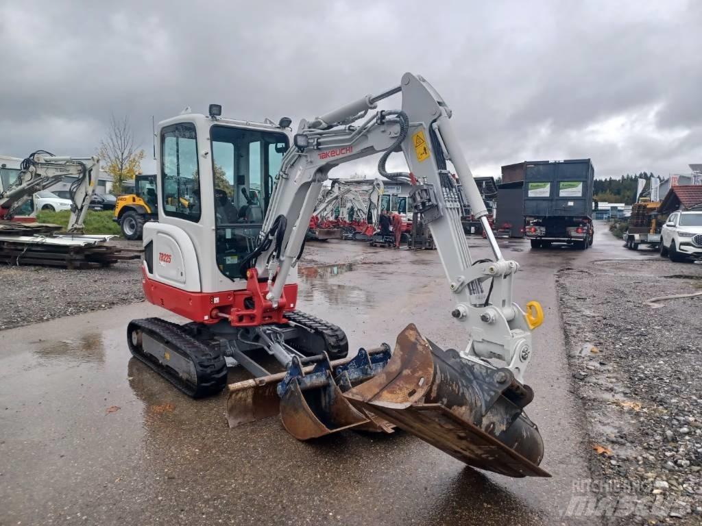Takeuchi TB 225 Міні-екскаватори < 7т