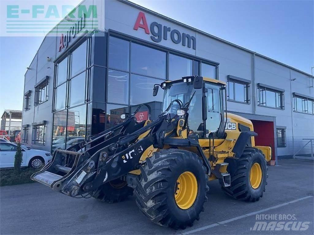 JCB 427 ht agri Міні-екскаватори < 7т