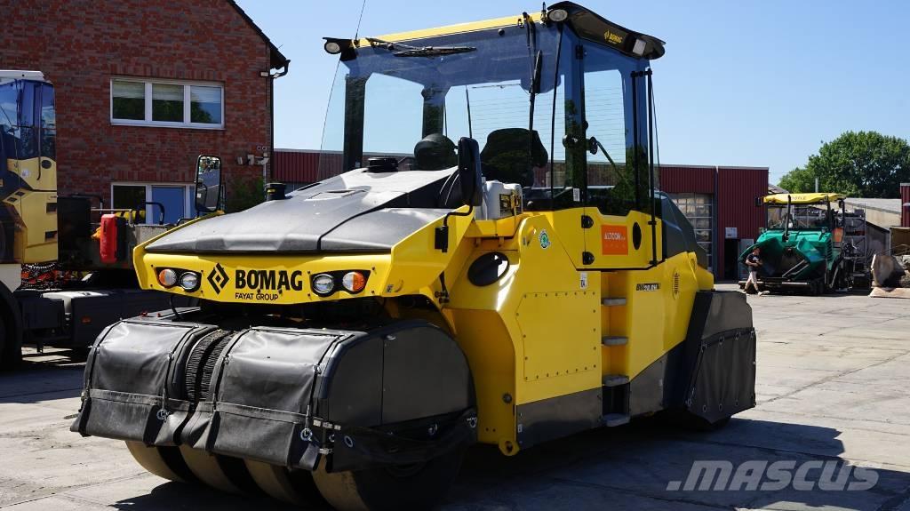 Bomag BW 28 RH Пневматичні катки