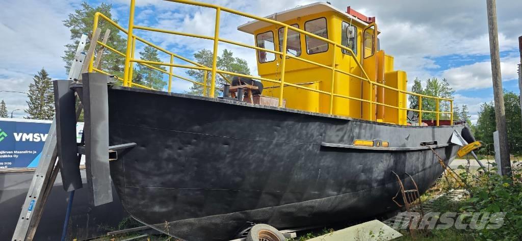  Monni Hinaaja Човни / баржі