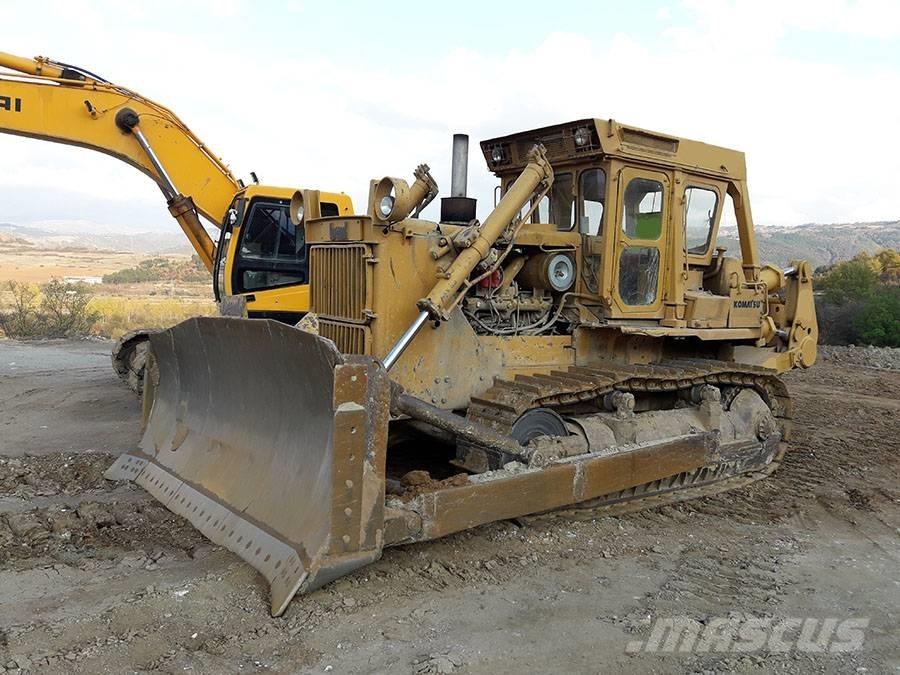 Komatsu D 155 A-1 Гусеничні бульдозери